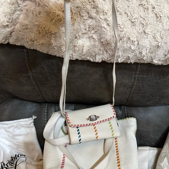 Brighton STEAL New 2 Bags - Picture 4 of 7